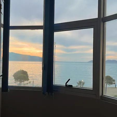Paradise View *